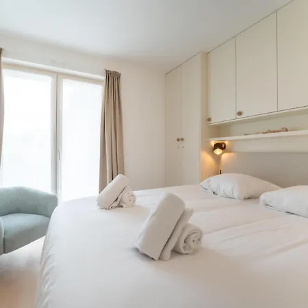 Apartment Helios With Parking And Terrace By Interhome *